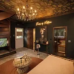 Wellness Tuin - Ultieme Partner Beleving - Amazone Wellness Met Indoor Prive Sauna, Prive Stoom Cabine, Prive Jacuzzi - Gratis Fles Prosecco & Leuke Partner Connect Box ! *