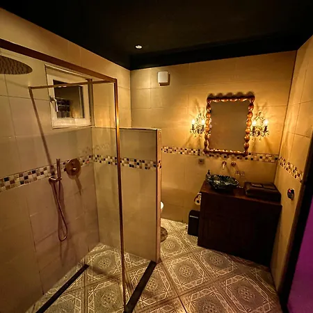 بيت للعطل Wellness Tuin - Ultieme Partner Beleving - Prive Wellness Met Prive Jacuzzi In Prive Tuin, Prive Indoor Sauna En Prive Indoor Stoomcabine In Koloniale Stijl - Gratis Fles Prosecco & Leuke Partner Connect Box ! هورست