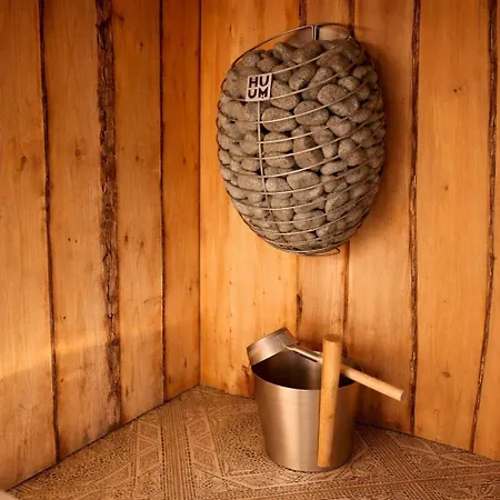 Holiday home Wellness Tuin Noord Limburg - Wellness Met Indoor Prive Sauna, Prive Stoom Cabine, Prive Jacuzzi - Ultieme Partner Beleving
