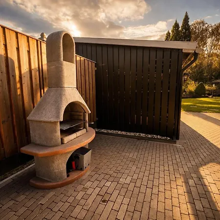 Wellness Tuin Noord Limburg - Wellness Met Indoor Prive Sauna, Prive Stoom Cabine, Prive Jacuzzi - Ultieme Partner Beleving