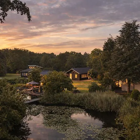 Wellness Tuin Noord Limburg - Wellness Met Indoor Prive Sauna, Prive Stoom Cabine, Prive Jacuzzi - Ultieme Partner Beleving Holiday home Horst