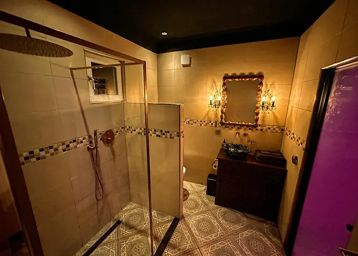 Tatil Evi Wellness Tuin - Ultieme Partner Beleving - Prive Wellness Met Prive Jacuzzi In Prive Tuin, Prive Indoor Sauna En Prive Indoor Stoomcabine In Koloniale Stijl - Gratis Fles Prosecco & Leuke Partner Connect Box ! Horst