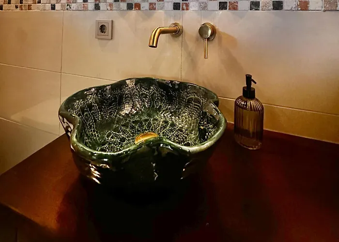 Tatil Evi Wellness Tuin - Ultieme Partner Beleving - Prive Wellness Met Prive Jacuzzi In Prive Tuin, Prive Indoor Sauna En Prive Indoor Stoomcabine In Koloniale Stijl - Gratis Fles Prosecco & Leuke Partner Connect Box ! *