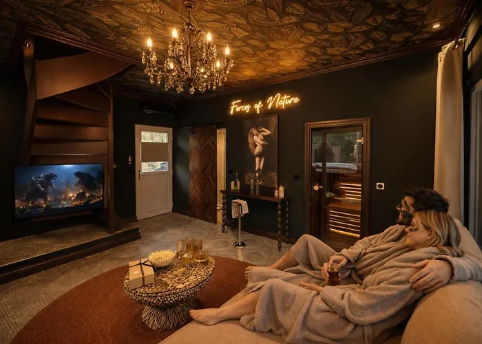 Wellness Tuin - Ultieme Partner Beleving - Amazone Wellness Met Indoor Prive Sauna, Prive Stoom Cabine, Prive Jacuzzi - Gratis Fles Prosecco & Leuke Partner Connect Box ! Horst