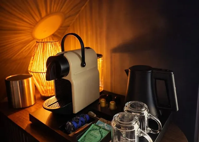 Wellness Tuin - Ultieme Partner Beleving - Amazone Wellness Met Indoor Prive Sauna, Prive Stoom Cabine, Prive Jacuzzi - Gratis Fles Prosecco & Leuke Partner Connect Box ! Holiday home Horst