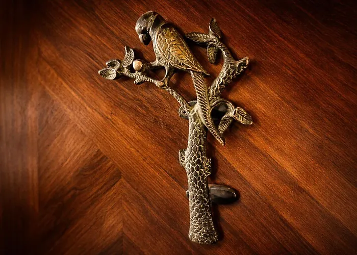 Wellness Tuin - Ultieme Partner Beleving - Amazone Wellness Met Indoor Prive Sauna, Prive Stoom Cabine, Prive Jacuzzi - Gratis Fles Prosecco & Leuke Partner Connect Box ! *