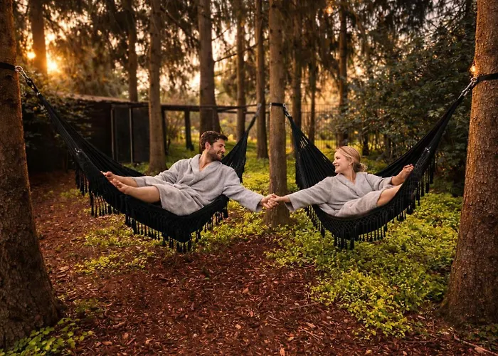 Holiday home Wellness Tuin - Ultieme Partner Beleving - Amazone Wellness Met Indoor Prive Sauna, Prive Stoom Cabine, Prive Jacuzzi - Gratis Fles Prosecco & Leuke Partner Connect Box !