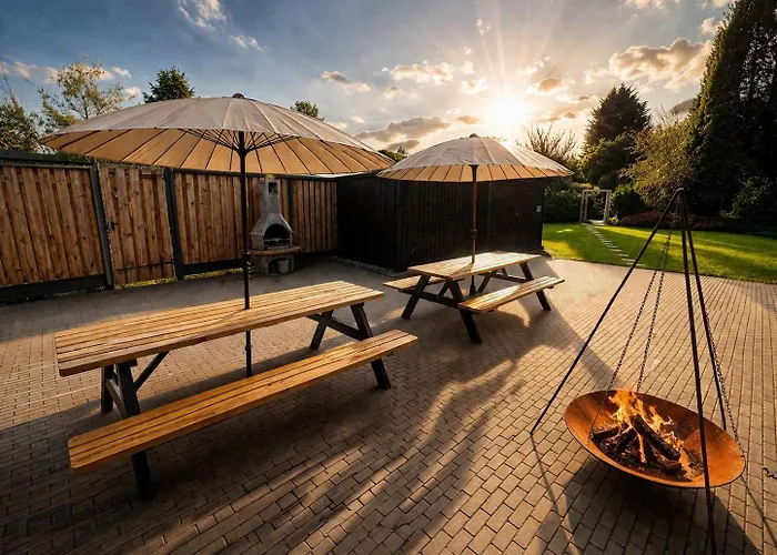 Holiday home Wellness Tuin - Ultieme Partner Beleving - Amazone Wellness Met Indoor Prive Sauna, Prive Stoom Cabine, Prive Jacuzzi - Gratis Fles Prosecco & Leuke Partner Connect Box ! Horst