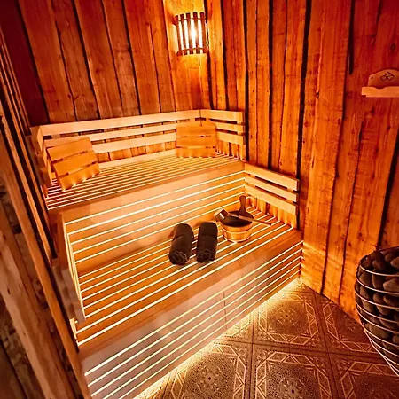 Casa vacanze Wellness Tuin - Ultieme Partner Beleving - Privé Wellness Met Privé Jacuzzi In Privé Tuin, Privé Indoor Sauna En Privé Indoor Stoomcabine In Koloniale Stijl - Gratis Fles Prosecco&leuke Partner Connect Box !